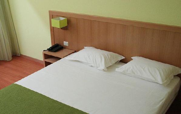 Quarto Familiar (4 Adultos)